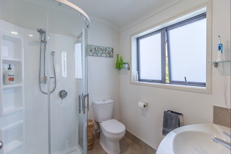 Photo of property in 6 Corbin Court, Ohau, Levin, 5570