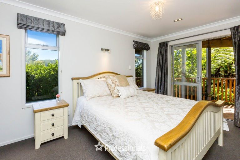 Photo of property in 39 Sylvan Way, Silverstream, Upper Hutt, 5019