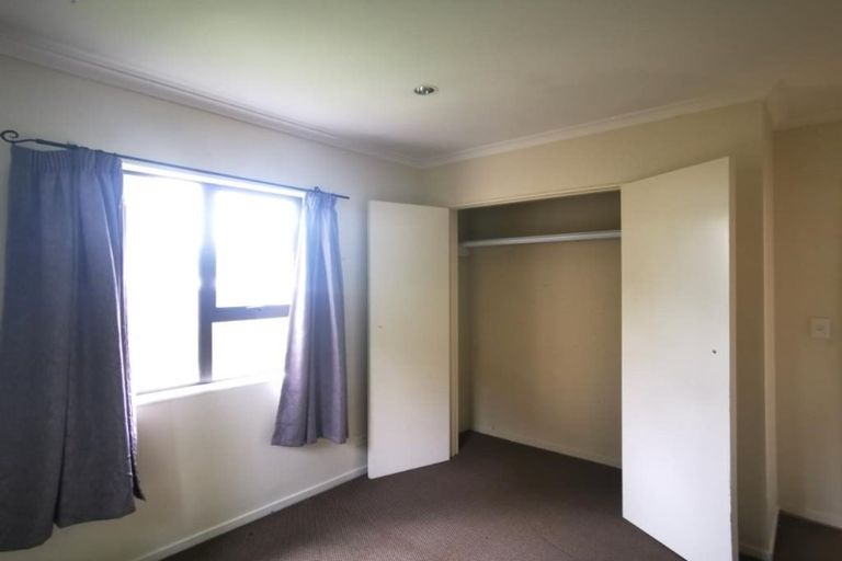 Photo of property in 19 Virgo Place, Glen Eden, Auckland, 0602