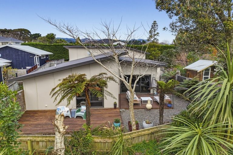 Photo of property in 56a Wood Leigh, Paraparaumu Beach, Paraparaumu, 5032