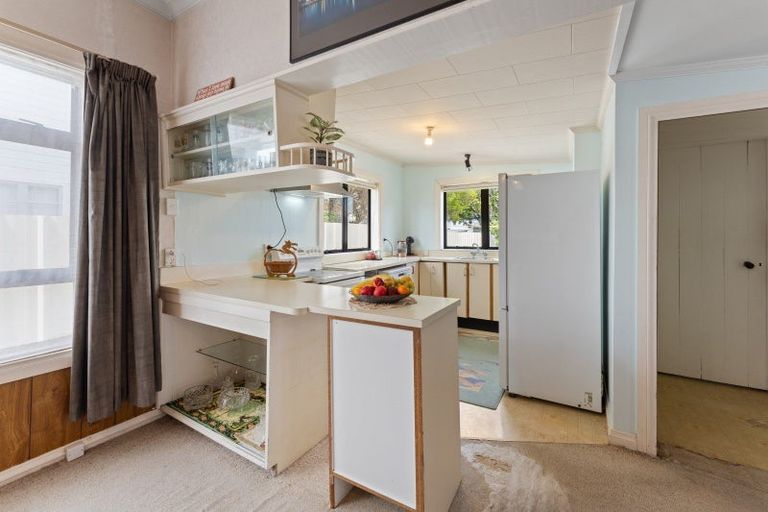 Photo of property in 4 Roxburgh Grove, Petone, Lower Hutt, 5012