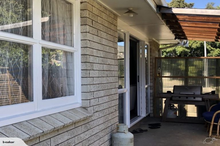 Photo of property in 1 Highfield Crescent, Brookfield, Tauranga, 3110