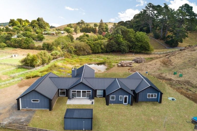 Photo of property in 13 Tari Road, Pukeatua, 3880