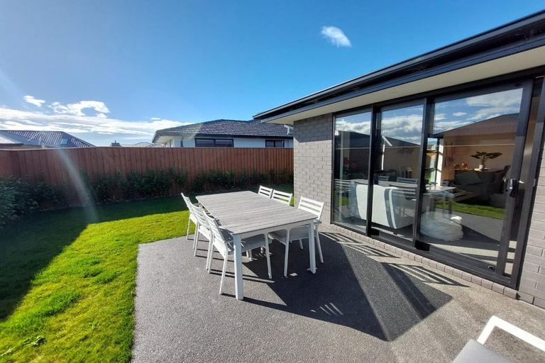 Photo of property in 5 Clough Close, Lincoln, 7608