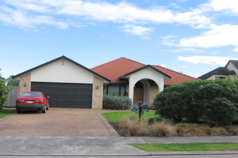 Photo of property in 15 Emyvalie Place, Dannemora, Auckland, 2016