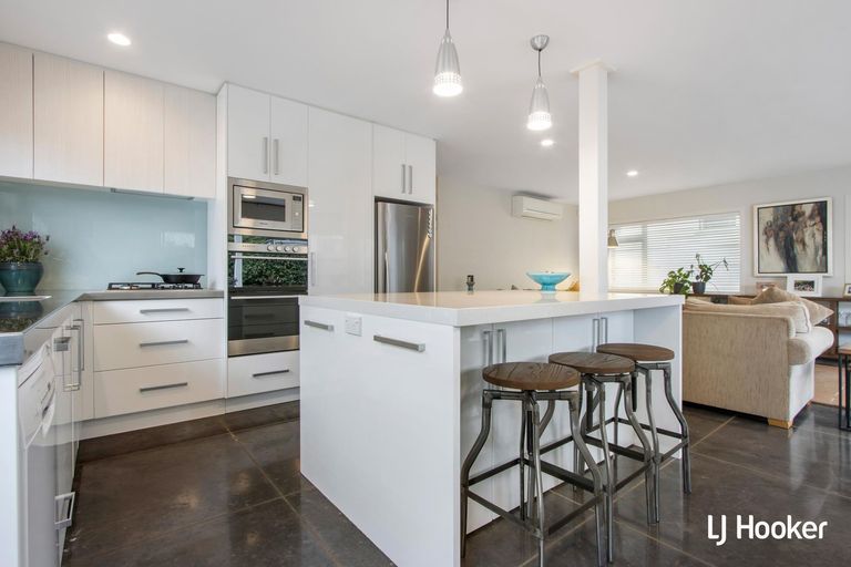 Photo of property in 38 Ocean View Road, Waihi Beach, 3611