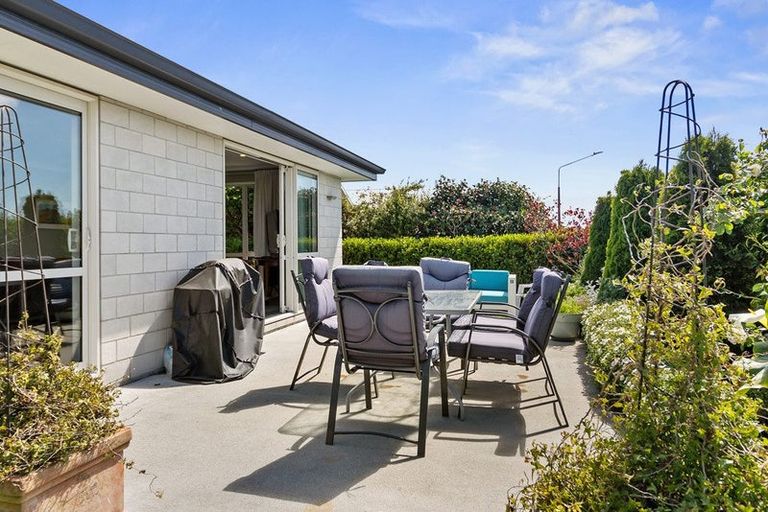 Photo of property in 39 Oxford Street, West End, Timaru, 7910