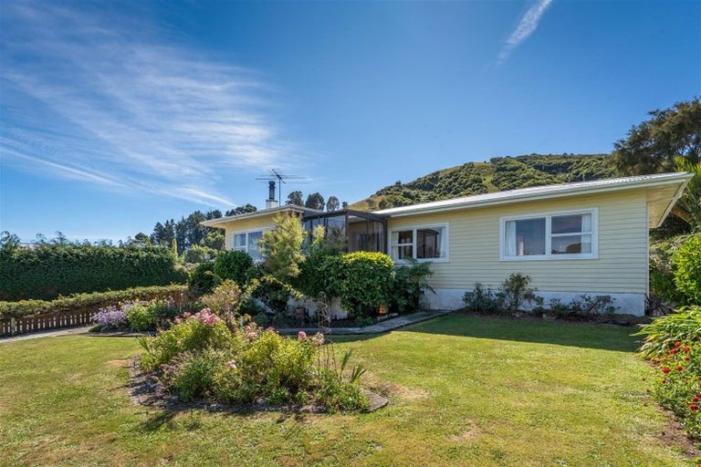 Photo of property in 33 Rainbow Drive, Atawhai, Nelson, 7010