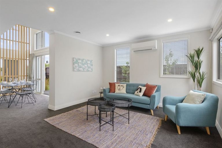 Photo of property in 19 Holmes Hanover Lane, Halswell, Christchurch, 8025