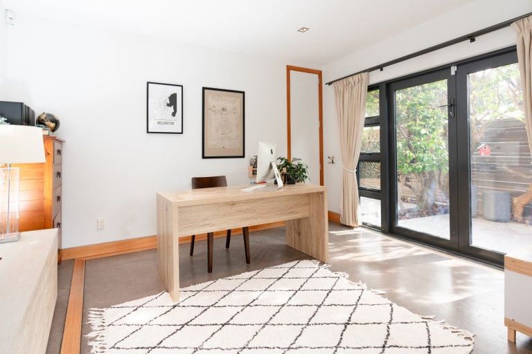 Photo of property in 11 Boardwalk Lane, Seatoun, Wellington, 6022