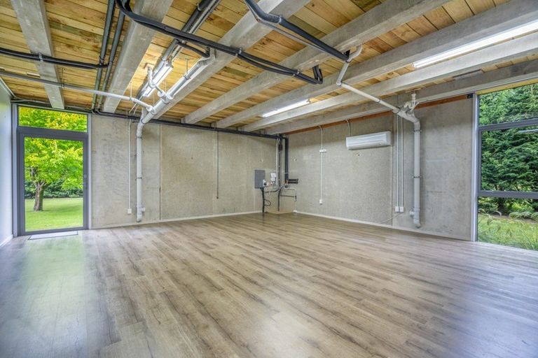 Photo of property in 156 Black Road, Otatara, Invercargill, 9879