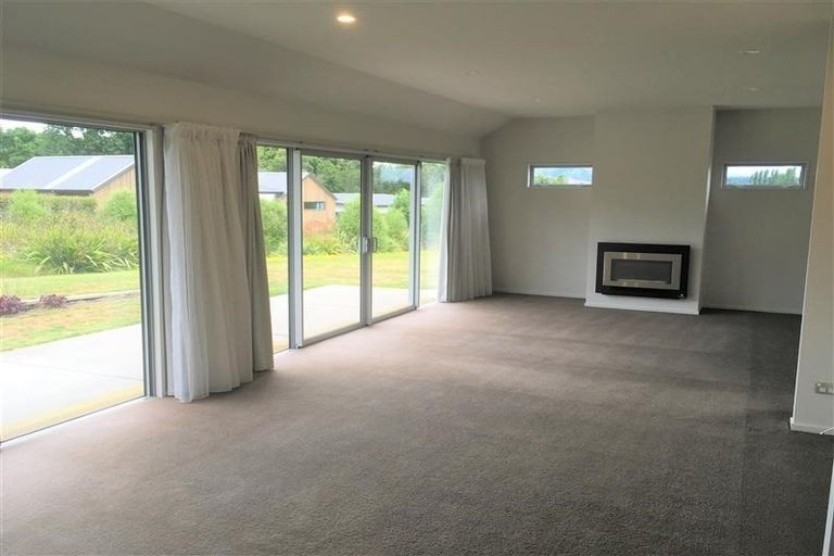 Photo of property in 19b Old Station Avenue, Wanaka, 9305