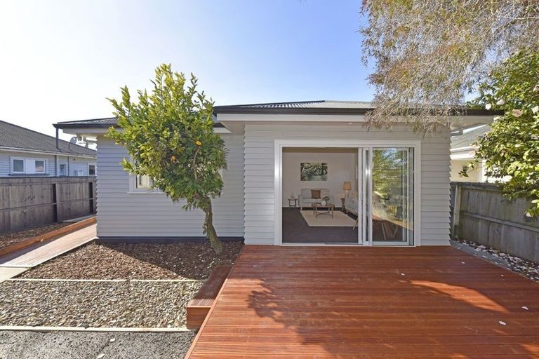 Photo of property in 248 Hills Road, Mairehau, Christchurch, 8013