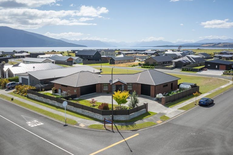 Photo of property in 129 Dusky Street, Te Anau, 9600