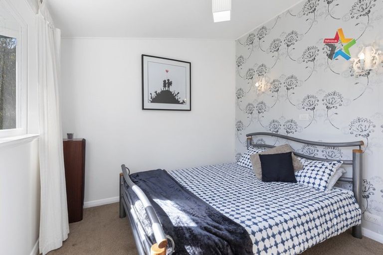 Photo of property in 32 Ngahere Street, Stokes Valley, Lower Hutt, 5019