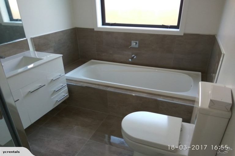 Photo of property in 30 Cabourne Drive, Glenview, Hamilton, 3206