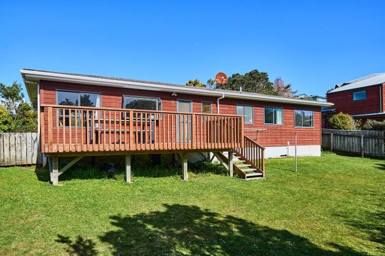 Photo of property in 301 Maungaraki Road, Maungaraki, Lower Hutt, 5010
