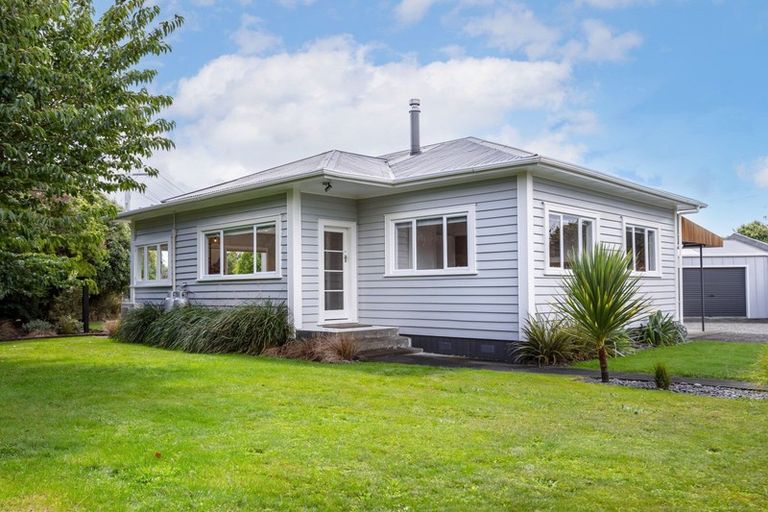 Photo of property in 19 Humphries Street, Greytown, 5712