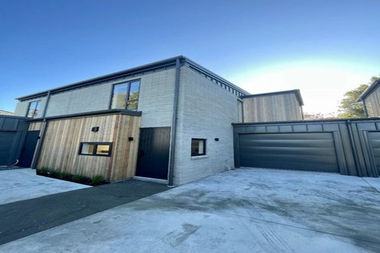 Photo of property in 4/19 Courtenay Street, St Albans, Christchurch, 8014