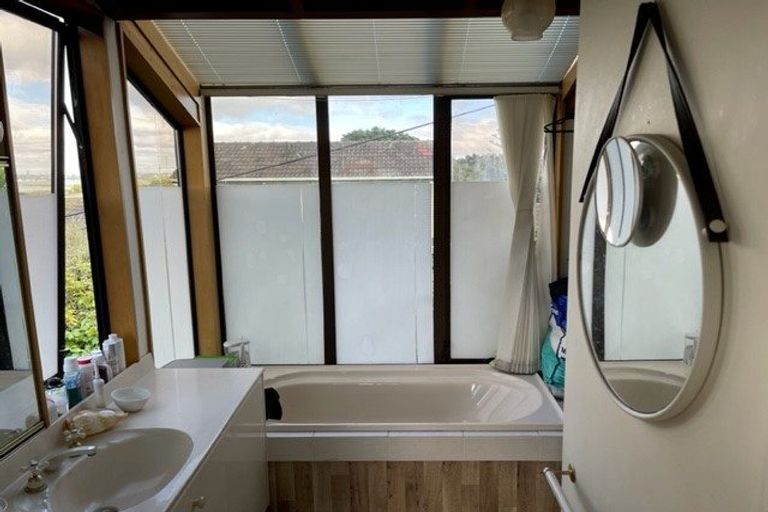 Photo of property in 43a Bracken Avenue, Takapuna, Auckland, 0622