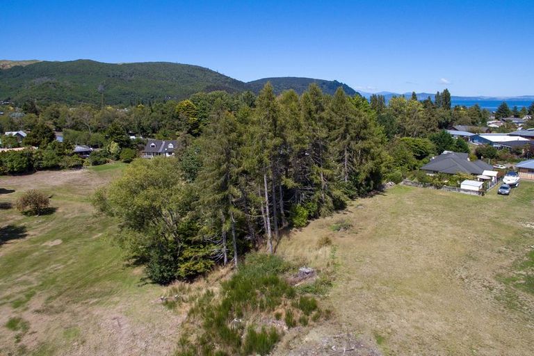 Photo of property in 34 Lakemere Way, Kinloch, Taupo, 3377