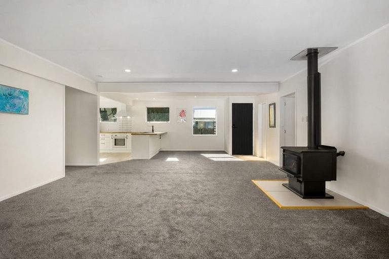 Photo of property in 43 Tennyson Drive, Owhata, Rotorua, 3010