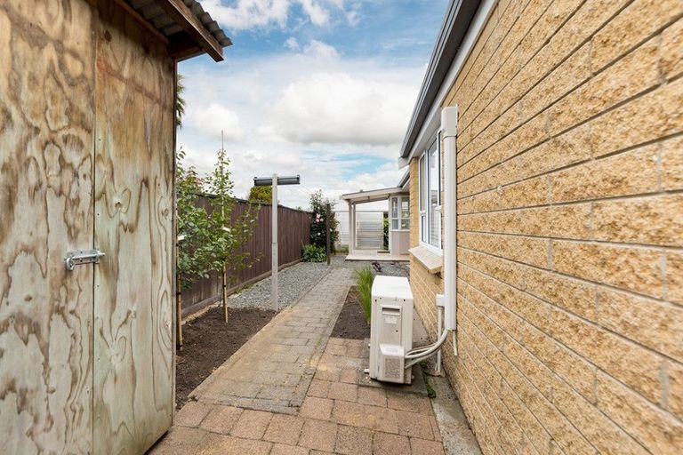 Photo of property in 82 Shakespeare Street, Leamington, Cambridge, 3432