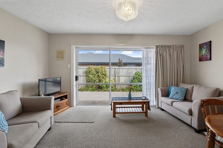 Photo of property in 1/582 Gloucester Street, Linwood, Christchurch, 8011