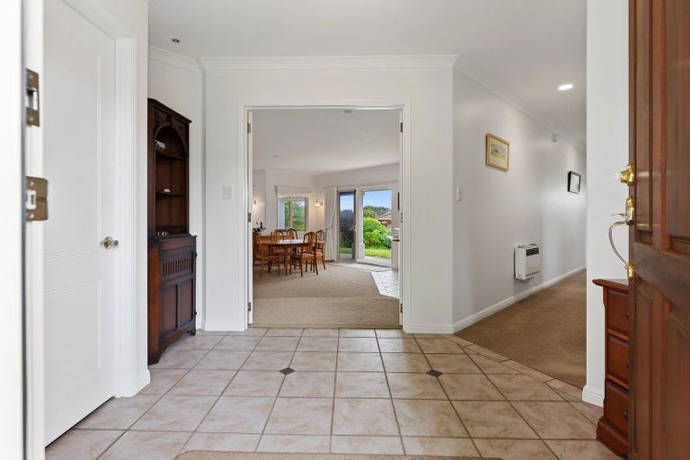 Photo of property in 2 Saint Clements Grove, Bethlehem, Tauranga, 3110