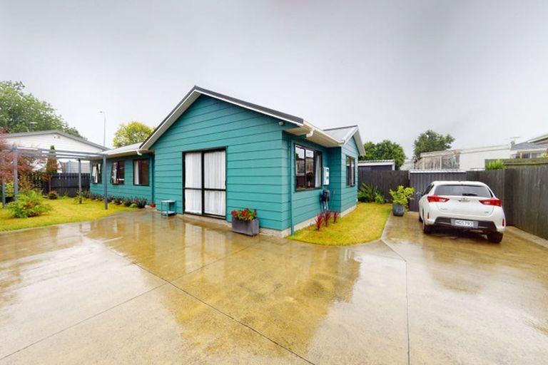 Photo of property in 19c Railway Street West, Papakura, 2110