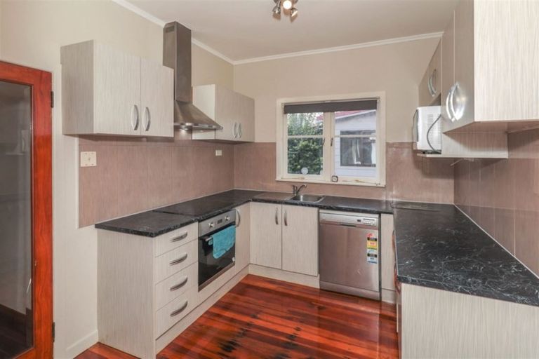 Photo of property in 148 Hakanoa Street, Huntly, 3700