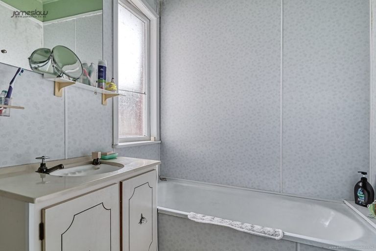 Photo of property in 182 Bucklands Beach Road, Bucklands Beach, Auckland, 2012