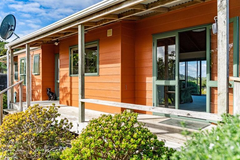 Photo of property in 7 Te Opi Road East, Whakapirau, Maungaturoto, 0583