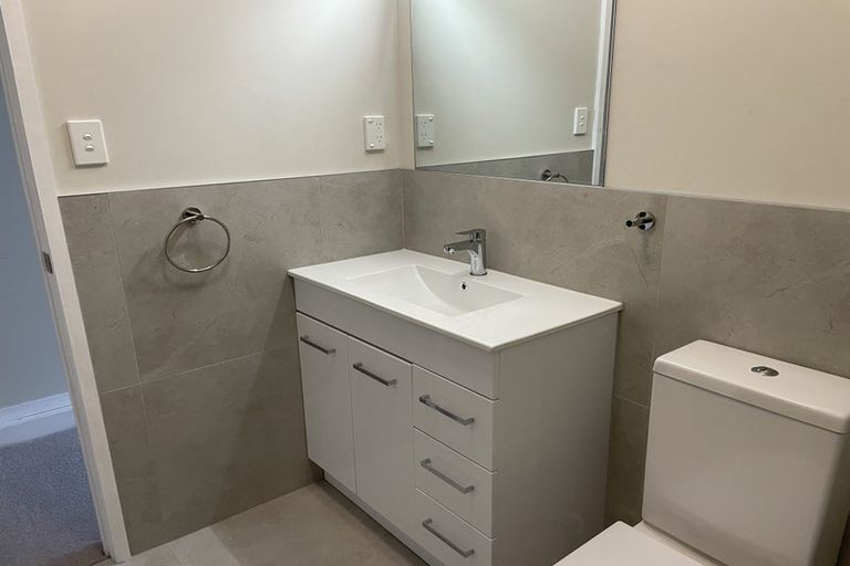 Photo of property in 18 Newstead Avenue, Browns Bay, Auckland, 0632