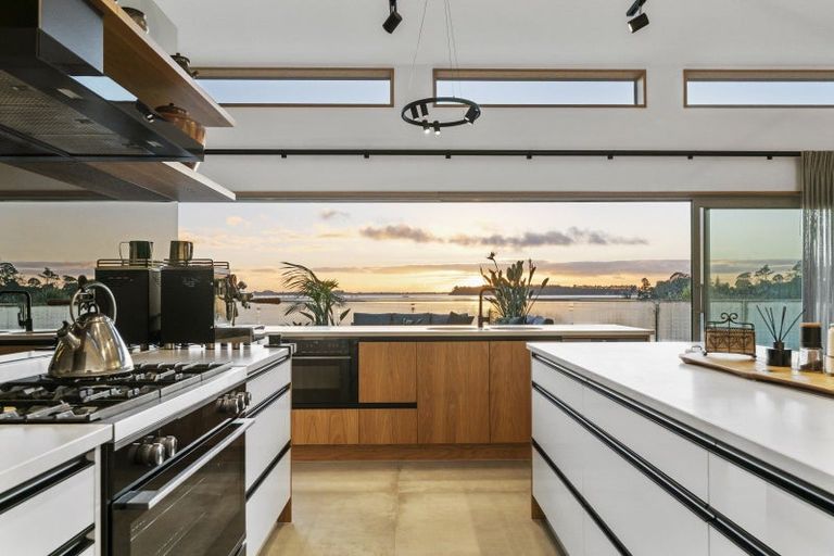 Photo of property in 83b Lynley Park Drive, Omokoroa, 3114