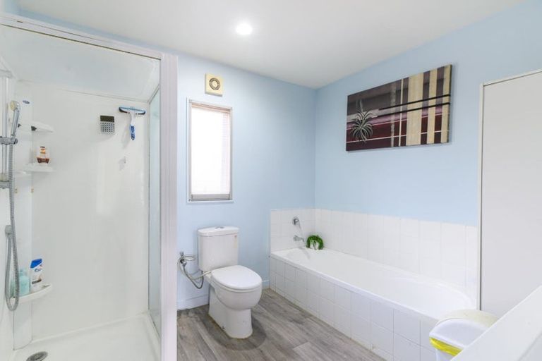 Photo of property in 38f Arawa Street, New Lynn, Auckland, 0600