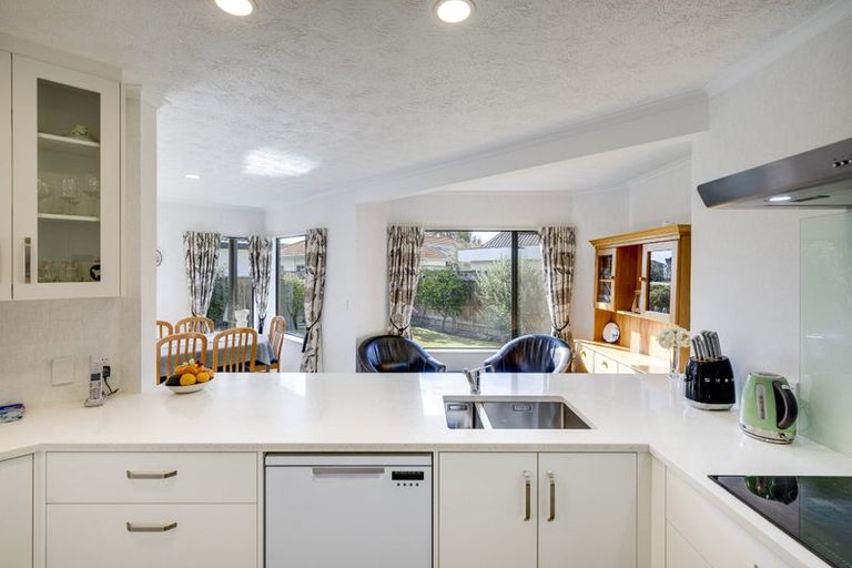 Photo of property in 8b Wilton Row, Taradale, Napier, 4112