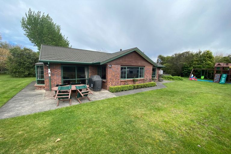 Photo of property in 2 Flemington Road, Aramoho, Whanganui, 4584