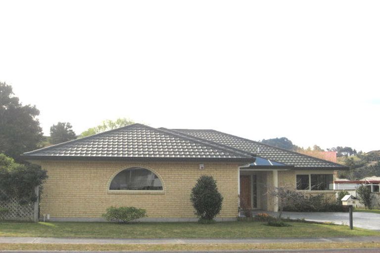 Photo of property in 18 Cory Wright Drive, Tairua, 3508