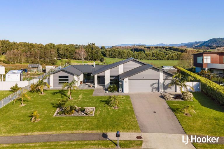 Photo of property in 19 Athenree Heights, Athenree, Katikati, 3177