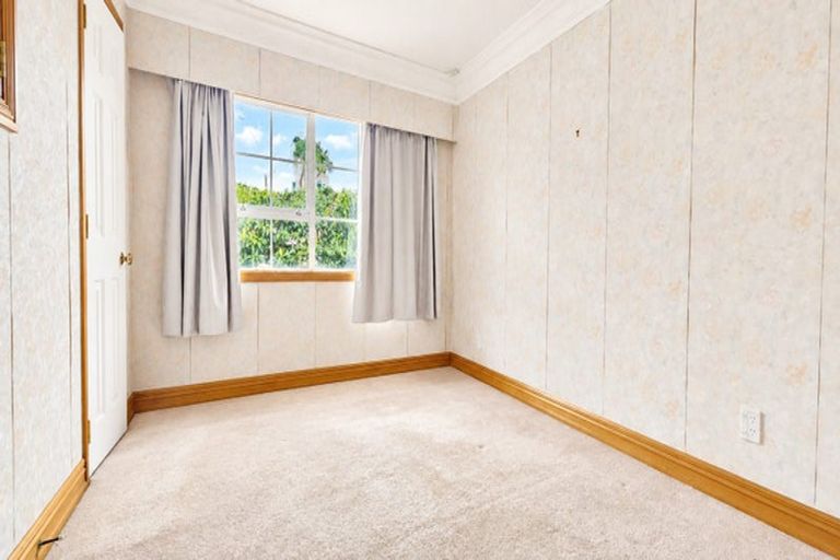 Photo of property in 21 Waipuia Place, Greenhithe, Auckland, 0632