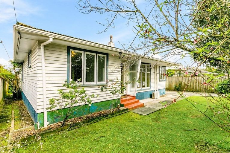 Photo of property in 118 Forrest Hill Road, Forrest Hill, Auckland, 0620