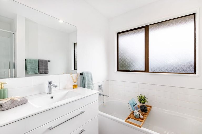 Photo of property in 1 The Bollard, Whitby, Porirua, 5024