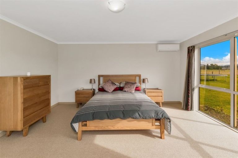 Photo of property in 124 Hodgsons Road, Loburn, Rangiora, 7472