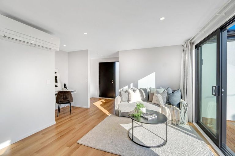 Photo of property in 28 Larissa Road, Halswell, Christchurch, 8025