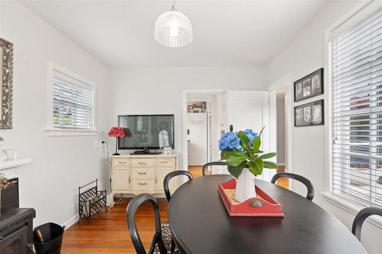 Photo of property in 1/82 Halton Street, Strowan, Christchurch, 8052