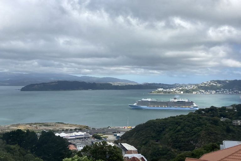 Photo of property in 21 Kabul Street, Khandallah, Wellington, 6035