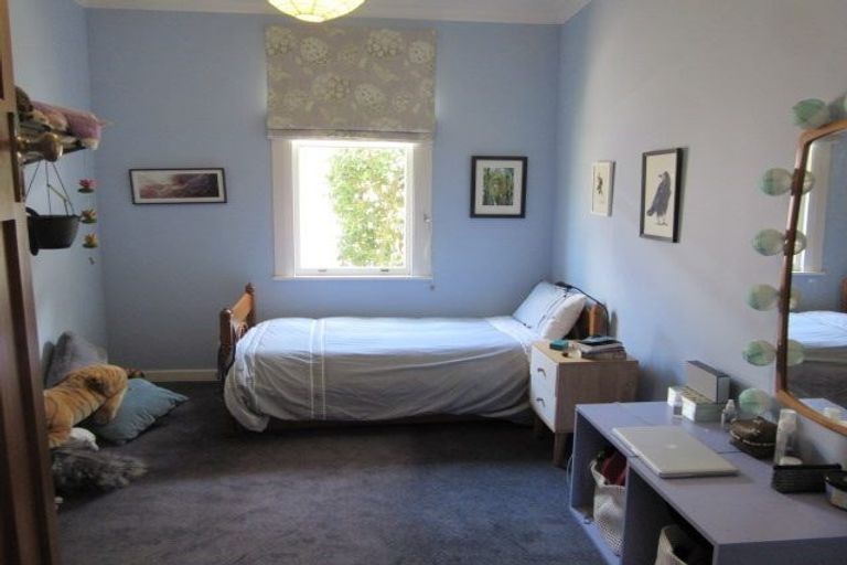 Photo of property in 48 Ferry Street, Seatoun, Wellington, 6022