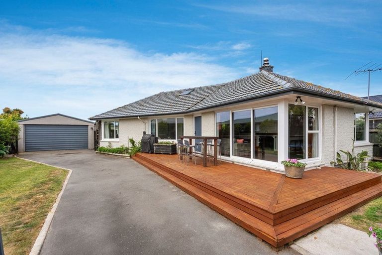 Photo of property in 82 Effingham Street, North New Brighton, Christchurch, 8083