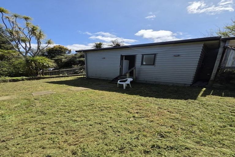 Photo of property in 19 Brunton Place, Glenfield, Auckland, 0629